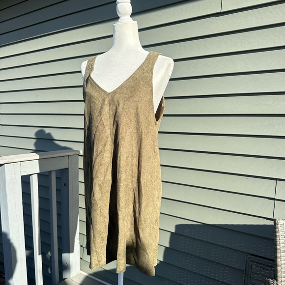 Green Midi Dress Size M - Picture 5 of 7